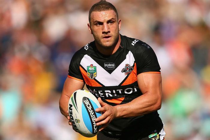 ___4469265___https:______static.pulse.com.gh___webservice___escenic___binary___4469265___2015___12___16___16___robbie-farah-cropped_tefqxxpcglga1e5y36oou7veo