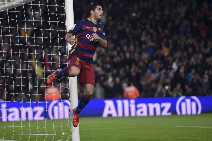 Barcelona v Real Betis - Spanish Liga BBVA -Camp Nou, Barcelona, Spain - 30/12/15 Barcelona's Luis Suarez celebrates his first goal REUTERS/Stringer
