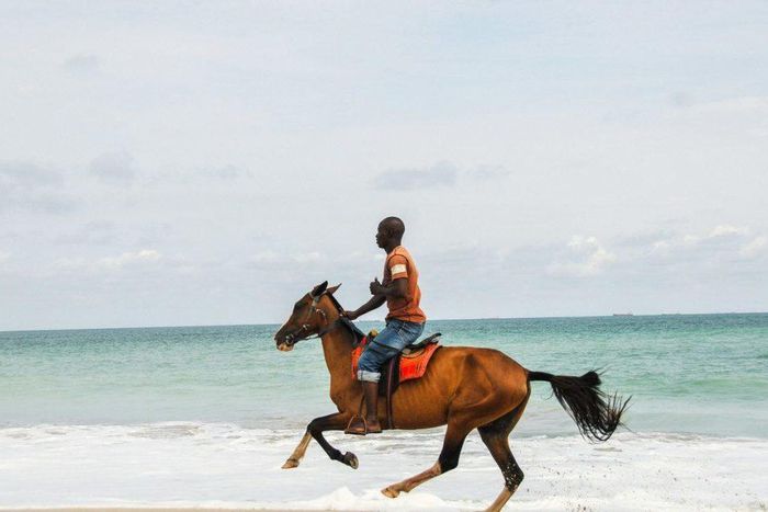 A day at Oniru Private Beach [Travelanders]