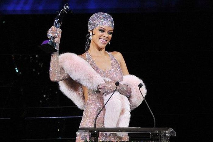 Rihanna, in fishnet and crystals, was anointed a fashion icon at annual CFDA awards