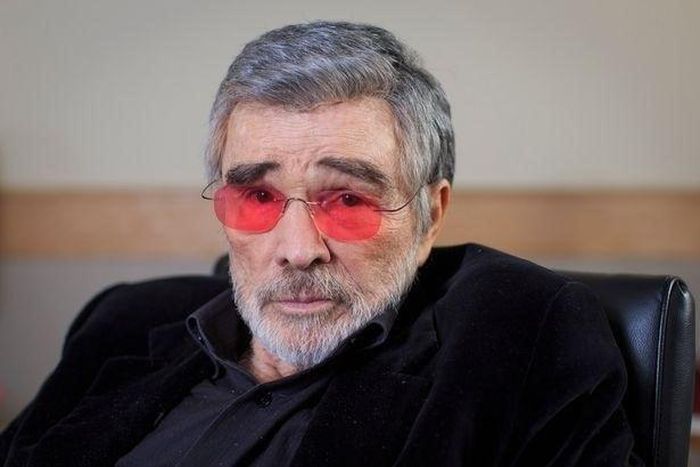 Burt Reynolds regrets his womanizing past