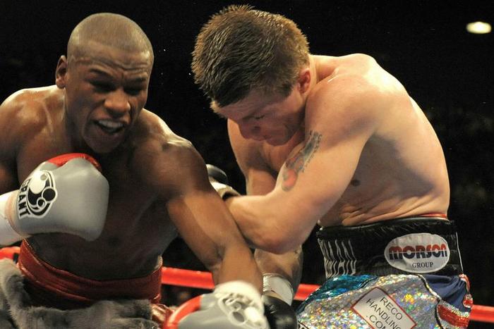 ___4156988___https:______static.pulse.com.gh___webservice___escenic___binary___4156988___2015___9___11___6___floyd-mayweather-ricky-hatton-cropped_780dparf6kns10bjcp7glaj8h_1