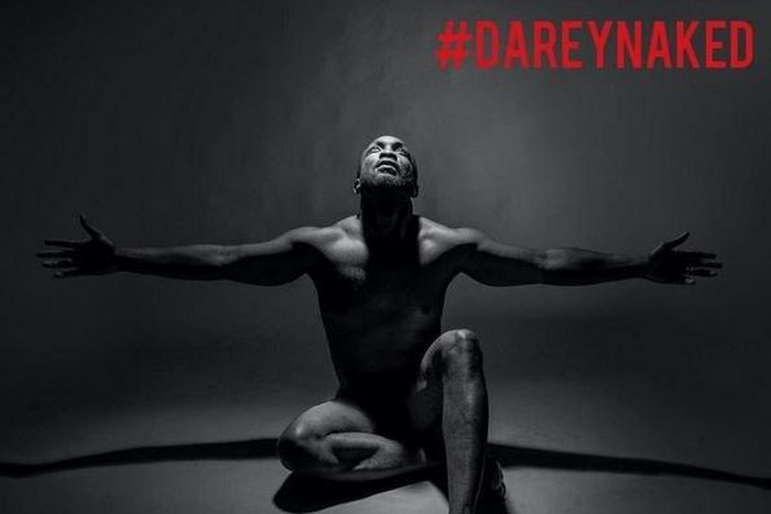 Darey poses nude
