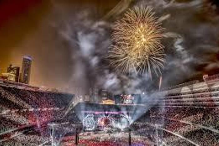 Tears flow as Grateful Dead say farewell in Chicago