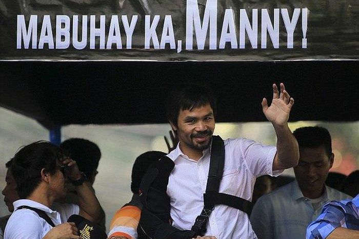 Manny Pacquiao returns to Philippines