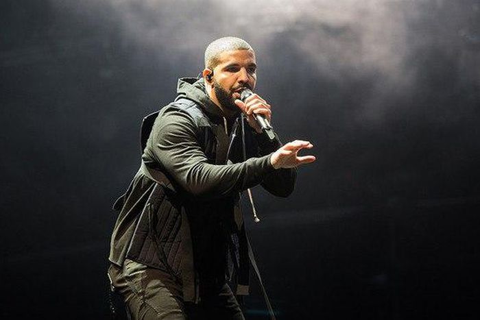 Drake has been accused of using ghostwriters to create his lyrics.