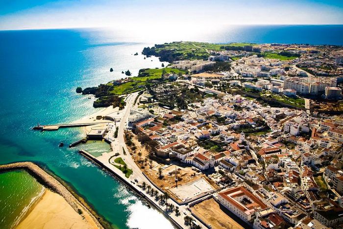 ___3930563___https:______static.pulse.com.gh___webservice___escenic___binary___3930563___2015___7___2___12___4