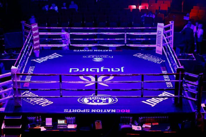 ___4169504___https:______static.pulse.com.gh___webservice___escenic___binary___4169504___2015___9___15___17___boxingring-generic-cropped_7jn7ixuceksv1l2d60oyvb0jh_1