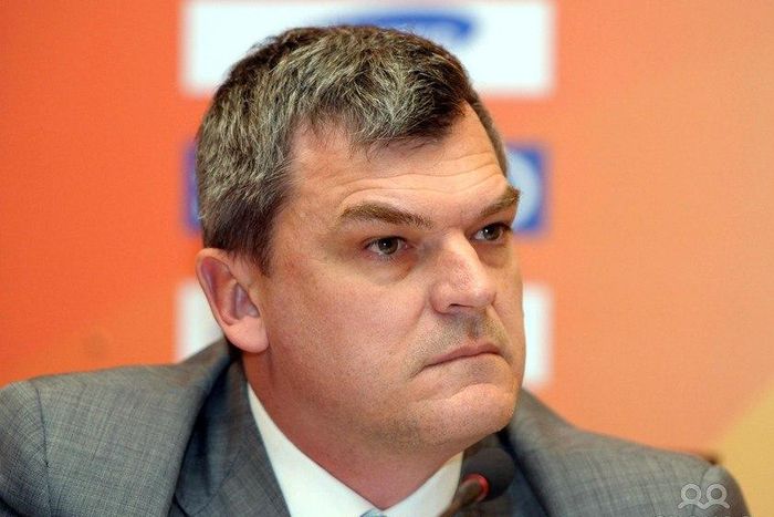 IAAF director of communications Nick Davies at the 2010 IAAF World Championships in Athletics press conference.