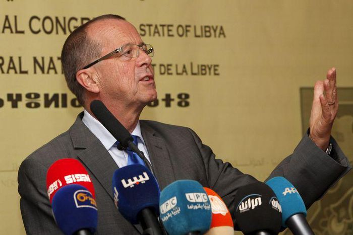 United Nations Special Representative and Head of the UN Support Mission in Libya, Martin Kobler speaks during a news conference in Tripoli November 22, 2015. REUTERS/Ismail Zitouny