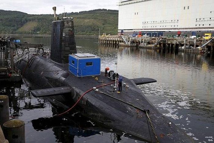UK may nationalise Rolls Royce's nuclear submarine business