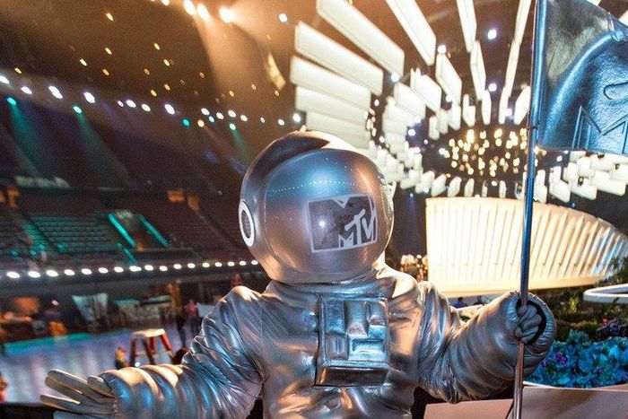 The VMA Moonman