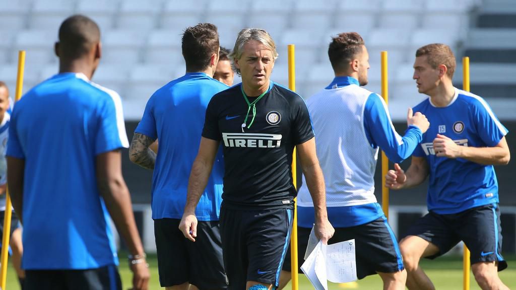 Roberto Mancini Laughs Off Lavezzi Reports Pulse Nigeria