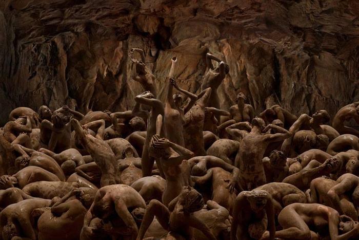 ___4111089___https:______static.pulse.com.gh___webservice___escenic___binary___4111089___2015___8___27___17___claudia-rogge-human-pattern-photography-5