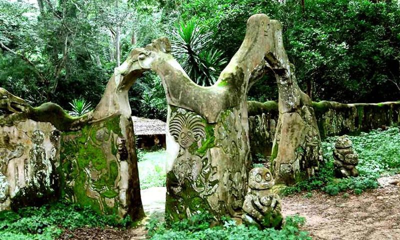 Osun-Osogbo sacred grove [Come to Nigeria]