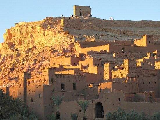 ait benhaddou gladiator-morocco-tours