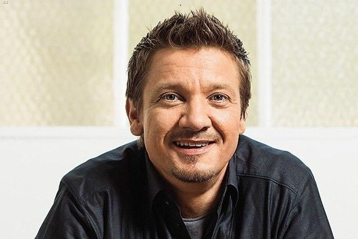 Jeremy REnner