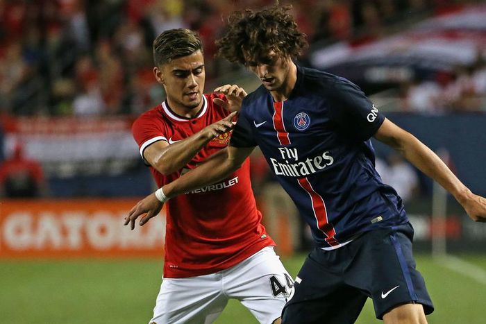 ___4115382___https:______static.pulse.com.gh___webservice___escenic___binary___4115382___2015___12___6___20___adrienrabiot-cropped_67mi4gqgyild1lusggu4qvvda_1