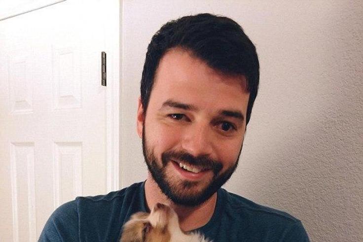 One-eyed Man goes viral after adopting abandoned one-eyed puppy