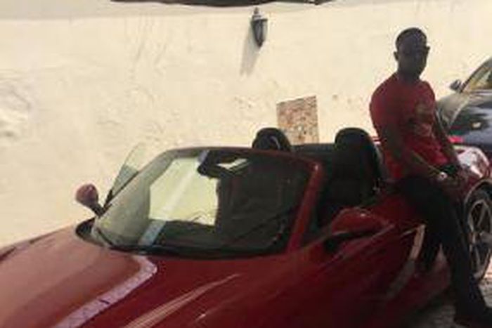 Dbanj shows off brand new 2015 Porshe car from Slot endorsement