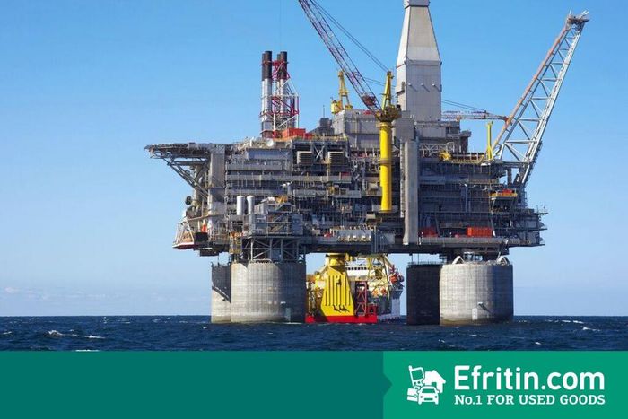 Most searched job in Q4 2015 is?