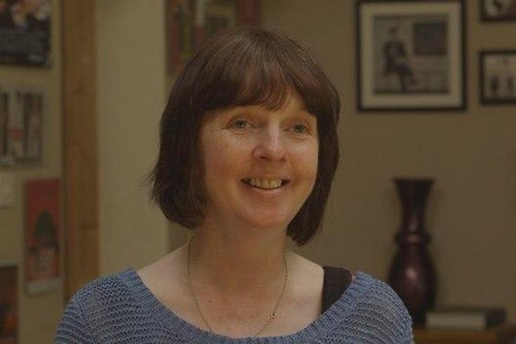 Blind woman sees for the first time after miracle surgery