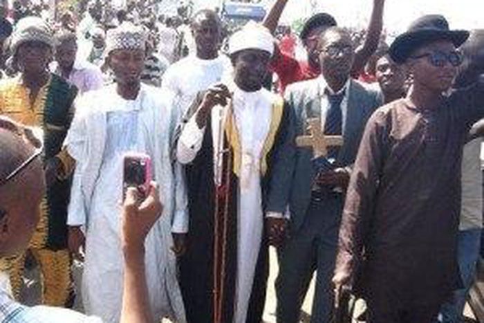 Nigeria Muslim and Christian fellowship together on Christmas day