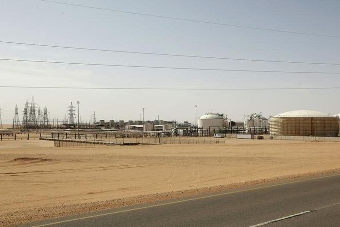 A general view shows Libya's El Sharara oilfield December 3, 2014. REUTERS/Ismail Zitouny