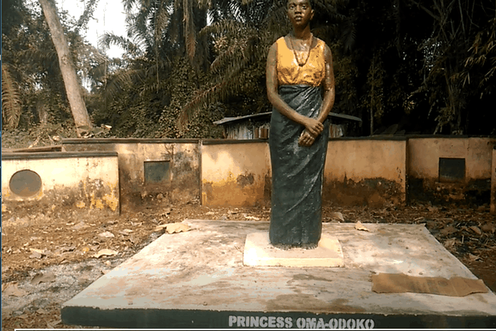 Princess Omodoko statue [Mizta Atabo]