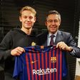 Frenkie de Jong will join up with his Barcelona teammates