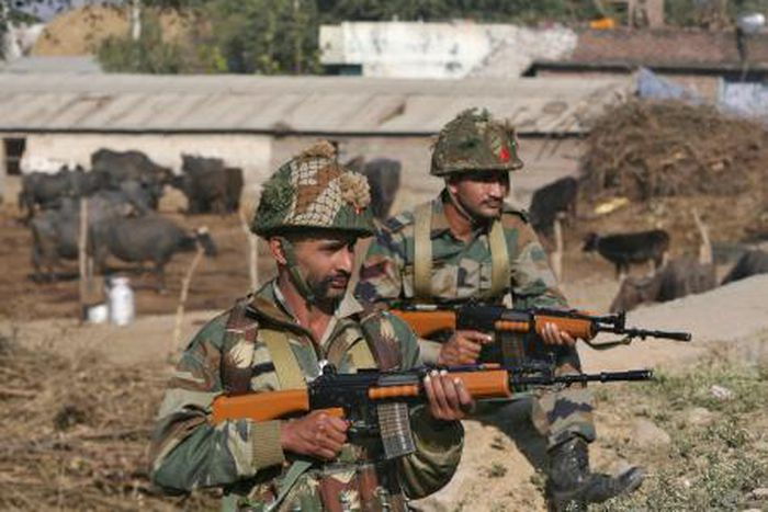 Indian army soldiers stand guard near the Indian Air Force (IAF) base at Pathankot in Punjab, India, January 3, 2016.