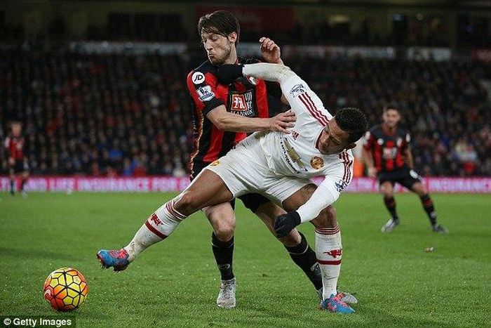 Harry Arter featured for Bournemouth in their 2-1 victory over Manchester United despite losing his newborn baby