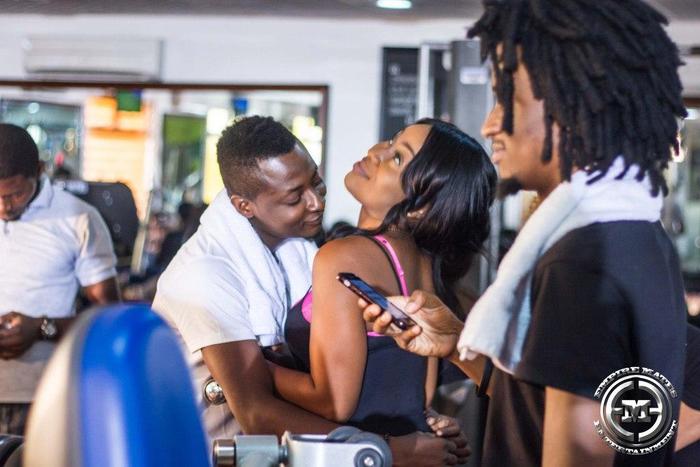 Behind-the-scenes from Shaydee's 'Carry big load' video
