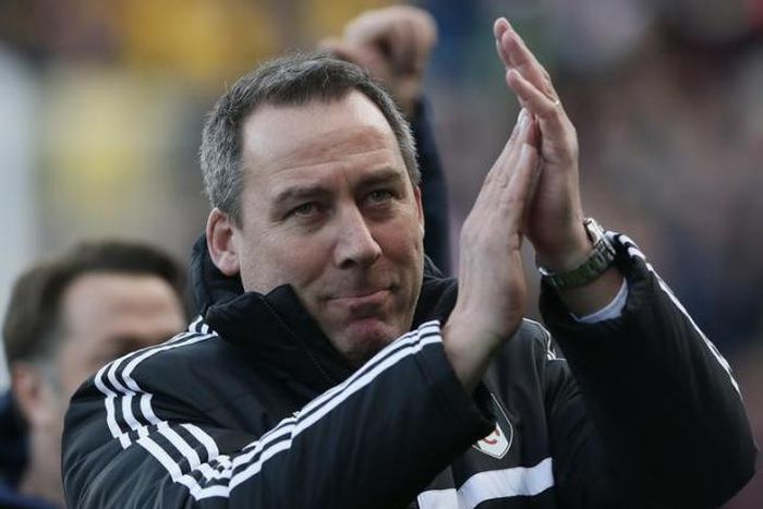 Former United coach calls Van Gaal's team too rigid