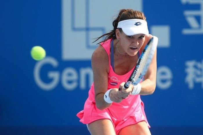 Agnieszka Radwanska of Poland plays against Anna-Lena Friedsam of Germany at their match during the Shenzhen Open Women's Singles Semifinal in Shenzhen, Guangdong province, China January 8, 2016. REUTERS/Stringer