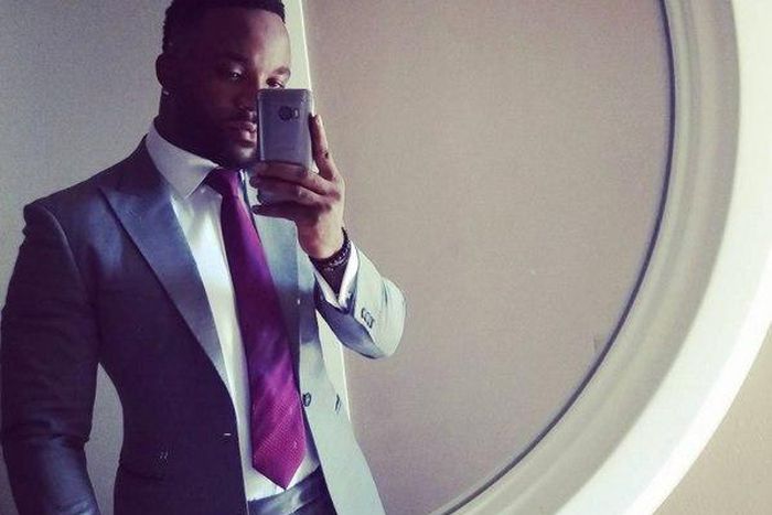 Iyanya looking dapper