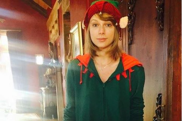 Taylor Swift celebrates Christmas as an Elf