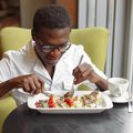 6 popular foods to remove from your diet for a healthy life, according to a dietician