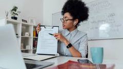 5 Side Hustles You Can Earn From Using AI