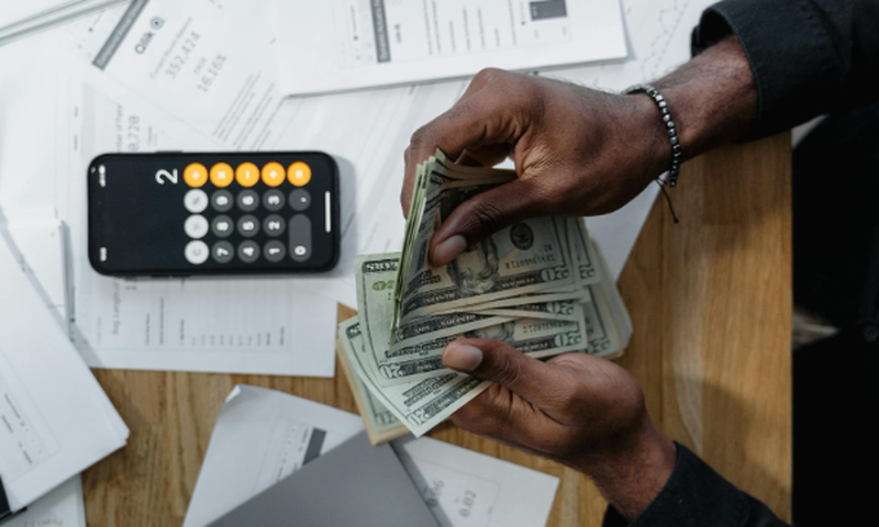 How to Safely Invest Abroad Without Leaving Nigeria