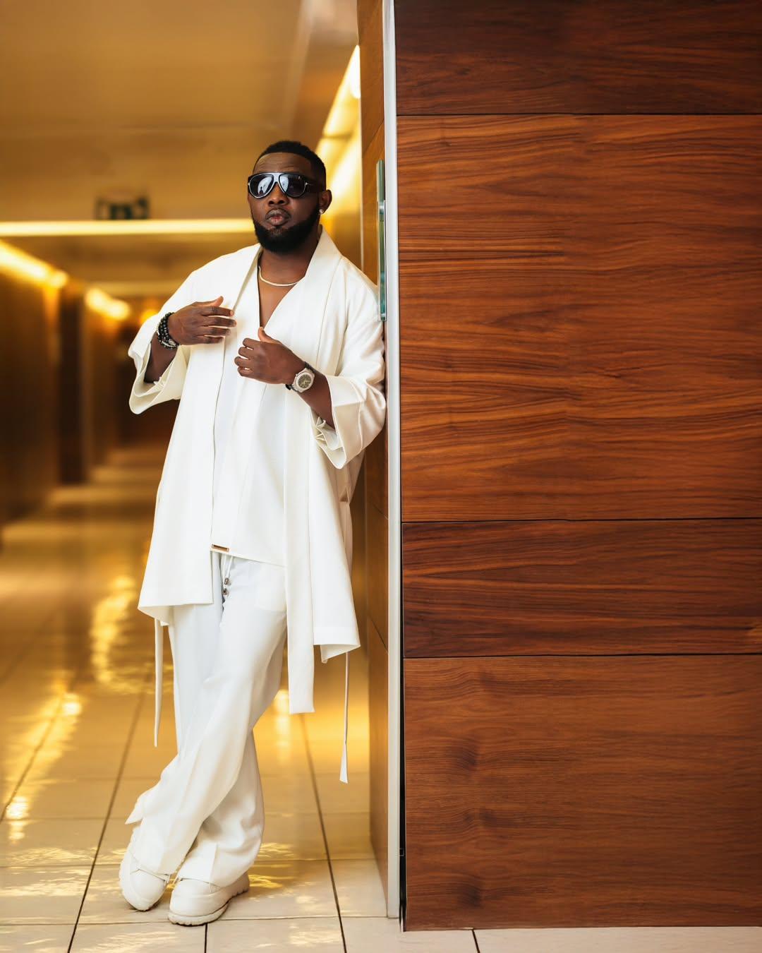 AY Makun weighs in on 2Baba’s public apology