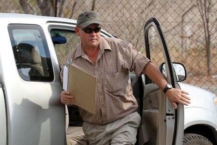 Zimbabwe court again postpones trial of hunter linked to Cecil killing