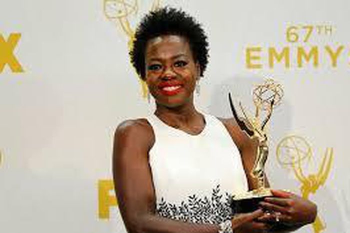 Viola Davis breaks record, becomes 1st woman of color to win the 'Best Actress in a Drama' Emmy Award