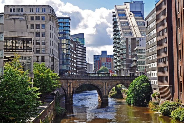 ___4094510___https:______static.pulse.com.gh___webservice___escenic___binary___4094510___2015___8___21___22___Manchester-skyline