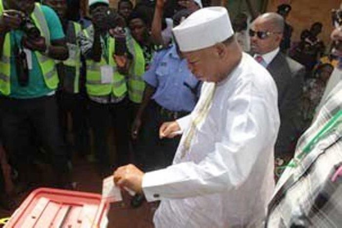APC candidate and ex-governor, Abubakar Audu casting his vote