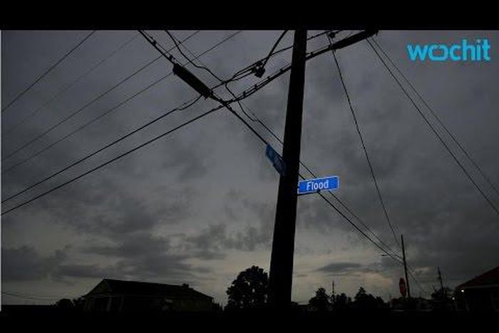 Tropical Storm Erika lashes Caribbean islands and heads for Florida