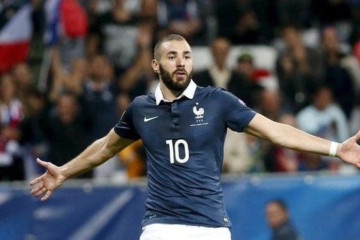Benzema put under formal inquiry over French sex tape