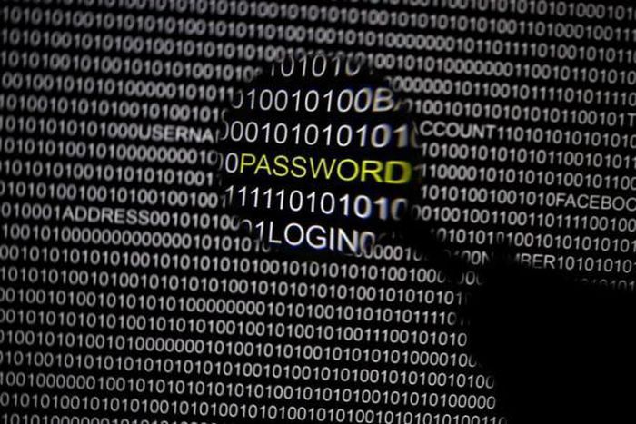Britain says Islamic State militants plotting deadly cyber attacks