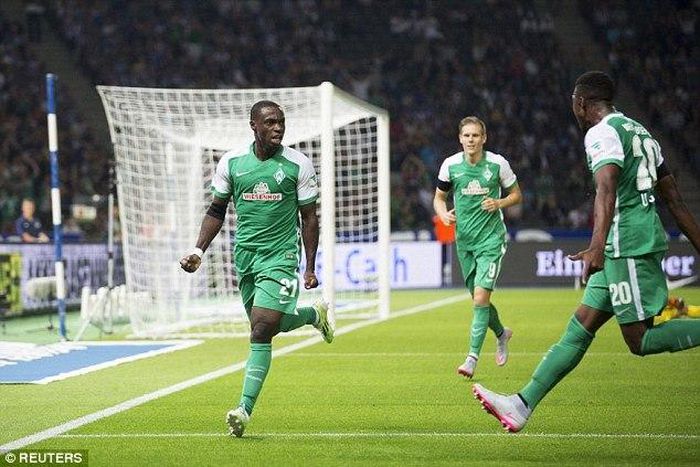 Anthony Ujah celebrates a goal for Werder Bremen