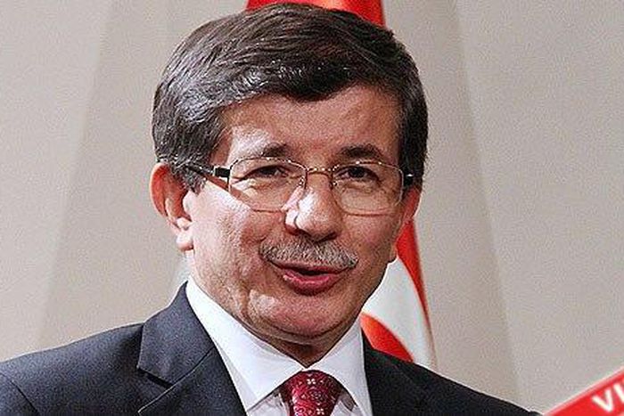 Turkey's Davutoglu sees no transition period for Syria's Assad -media
